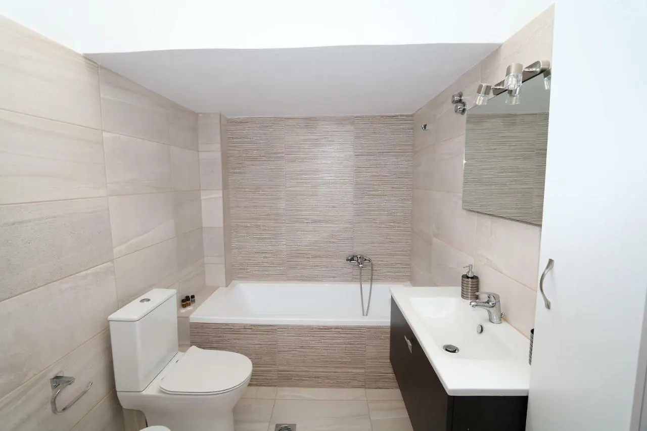 Molly Apartments 아르고스톨리온 0*,  그리스