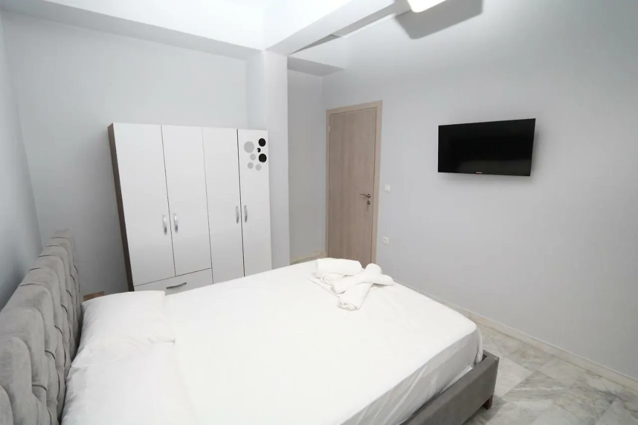 Molly Apartments 아르고스톨리온